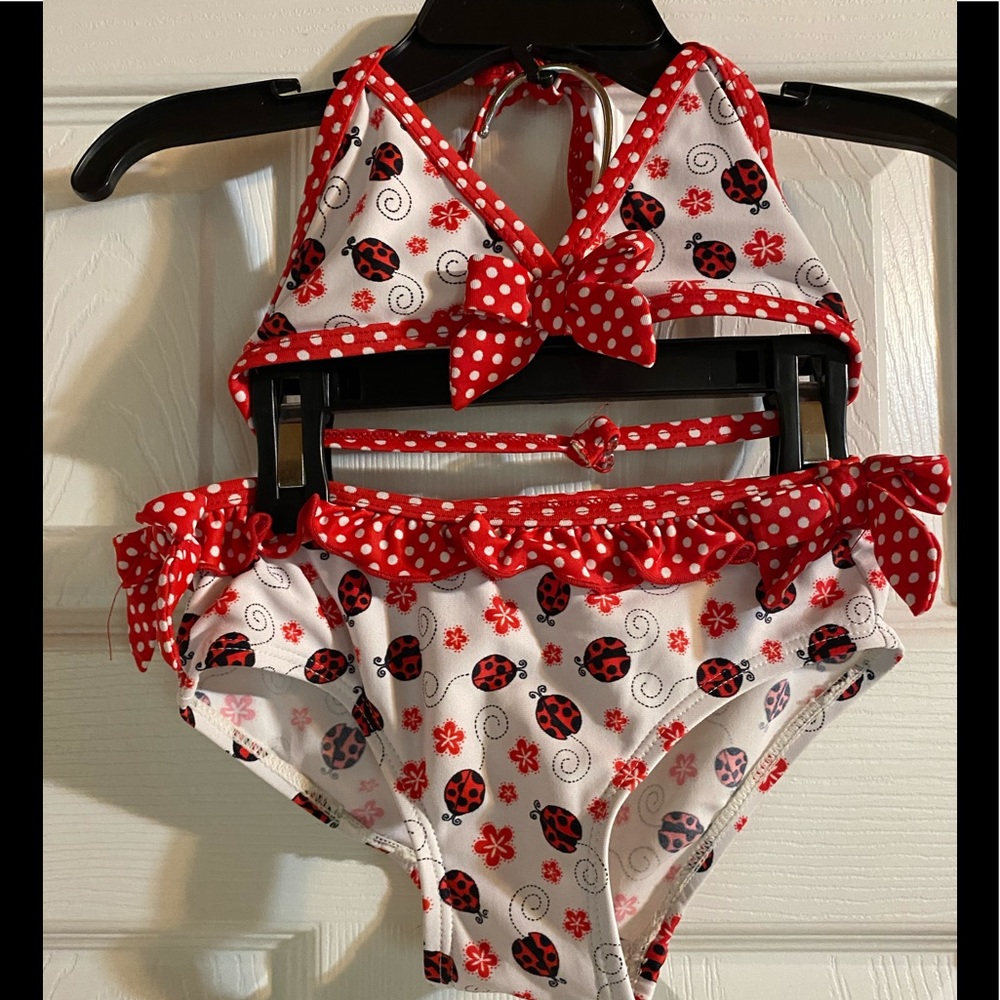 2/ $12 Lady 🐞Bikini